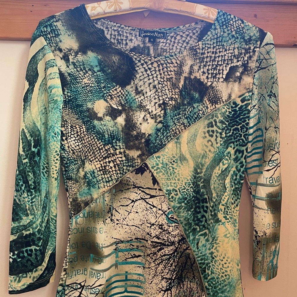 Jessica Max Green and Black Patterned Shirt